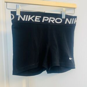 Nike Pro Women's Black Shorts size S